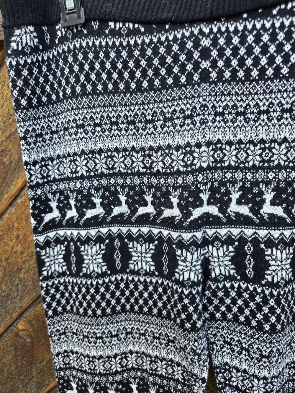 Mossimo Christmas Holiday Knit Leggings - Picture 2 of 4
